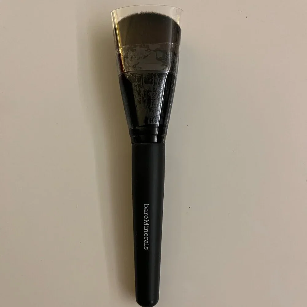 bareMinerals Luxe Performance Synthetic Foundation Brush, NIB